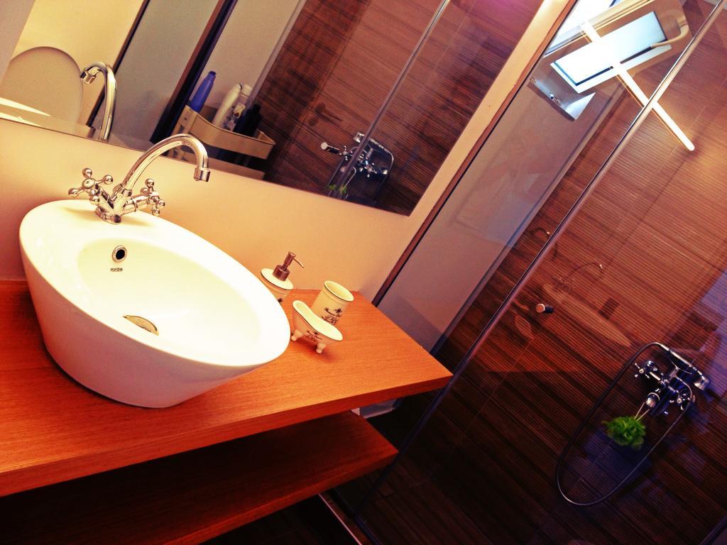 Praxitelous 9 Old Town Villa Rhodes City ภายนอก รูปภาพ