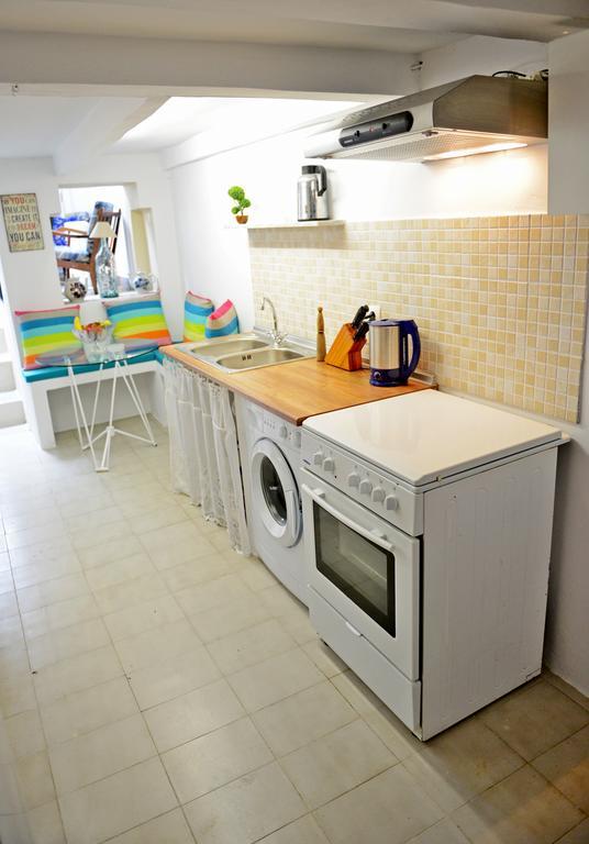 Praxitelous 9 Old Town Villa Rhodes City ภายนอก รูปภาพ