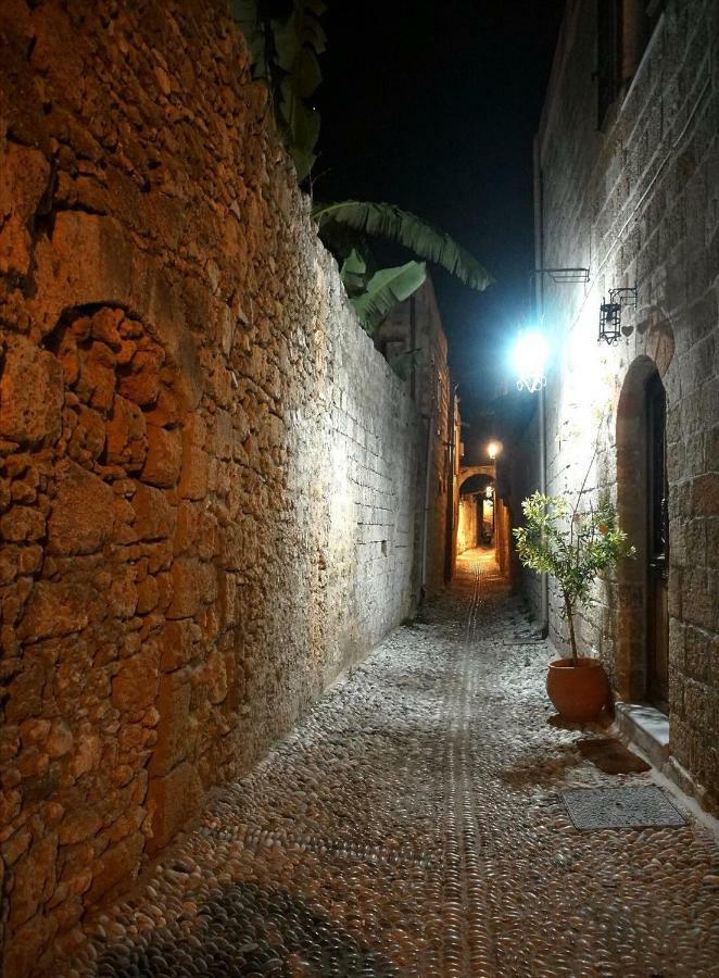 Praxitelous 9 Old Town Villa Rhodes City ภายนอก รูปภาพ